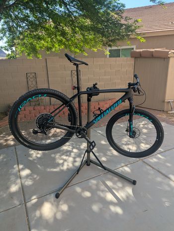 Used Specialized Epic Hardtail Pro 2019 2019 Mountainbike, Black, 29 — image 3 of 5