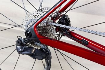 Used Trek Madone SL 7 Gen 8 2025 Road & Gravel, Red — image 20 of 25