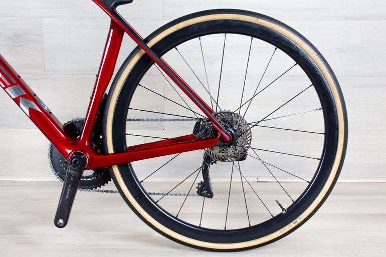 Used Trek Madone SL 7 Gen 8 2025 Road & Gravel, Red — image 21 of 25