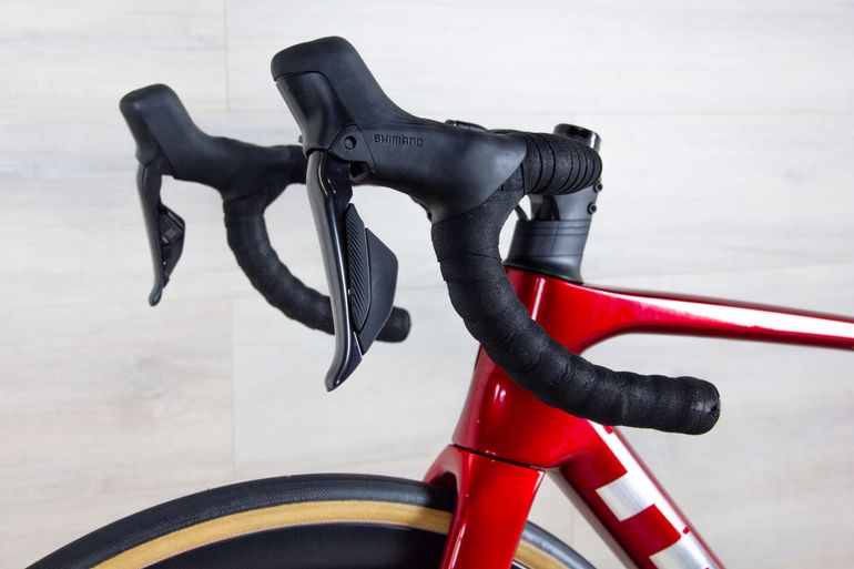 Used Trek Madone SL 7 Gen 8 2025 Road & Gravel, Red — image 17 of 25