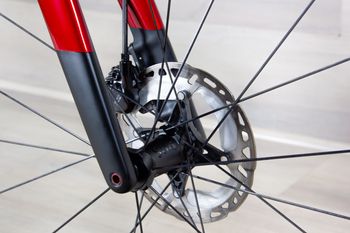 Used Trek Madone SL 7 Gen 8 2025 Road & Gravel, Red — image 9 of 25