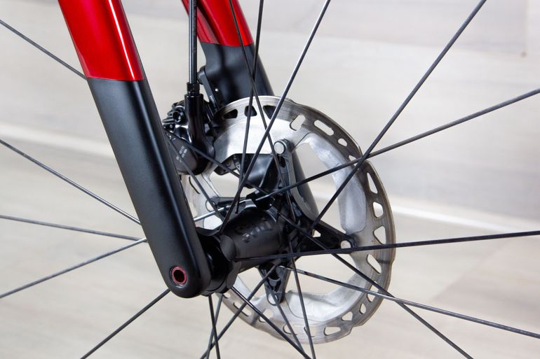 Used Trek Madone SL 7 Gen 8 2025 Road & Gravel, Red — image 9 of 25