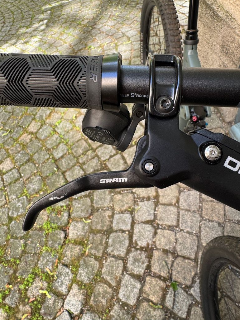 Used Trek Fuel EX 8 GX AXS T-Type Gen 6 2025 2025 Mountainbike, Green, 27.5, 29 — image 8 of 9