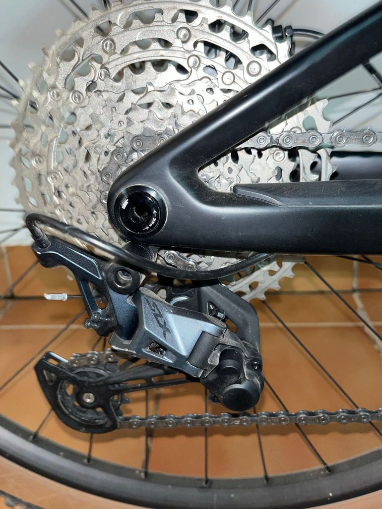 Used BMC Fourstroke AMP LT THREE 2023 2023 Mountainbike, Black, 29 — image 3 of 7