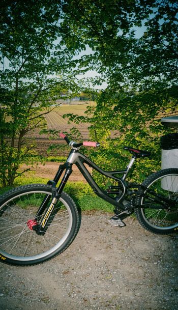 Used Specialized S-Works Demo 8 Frame 2014 2014 Mountainbike, Black, 26 — image 2 of 3