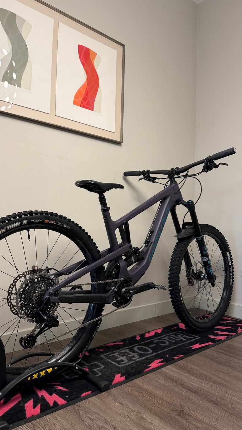 Used Santa Cruz Nomad X01 / Carbon CC / 27.5 2020 2020 Mountainbike, Purple, 27.5 — image 3 of 15