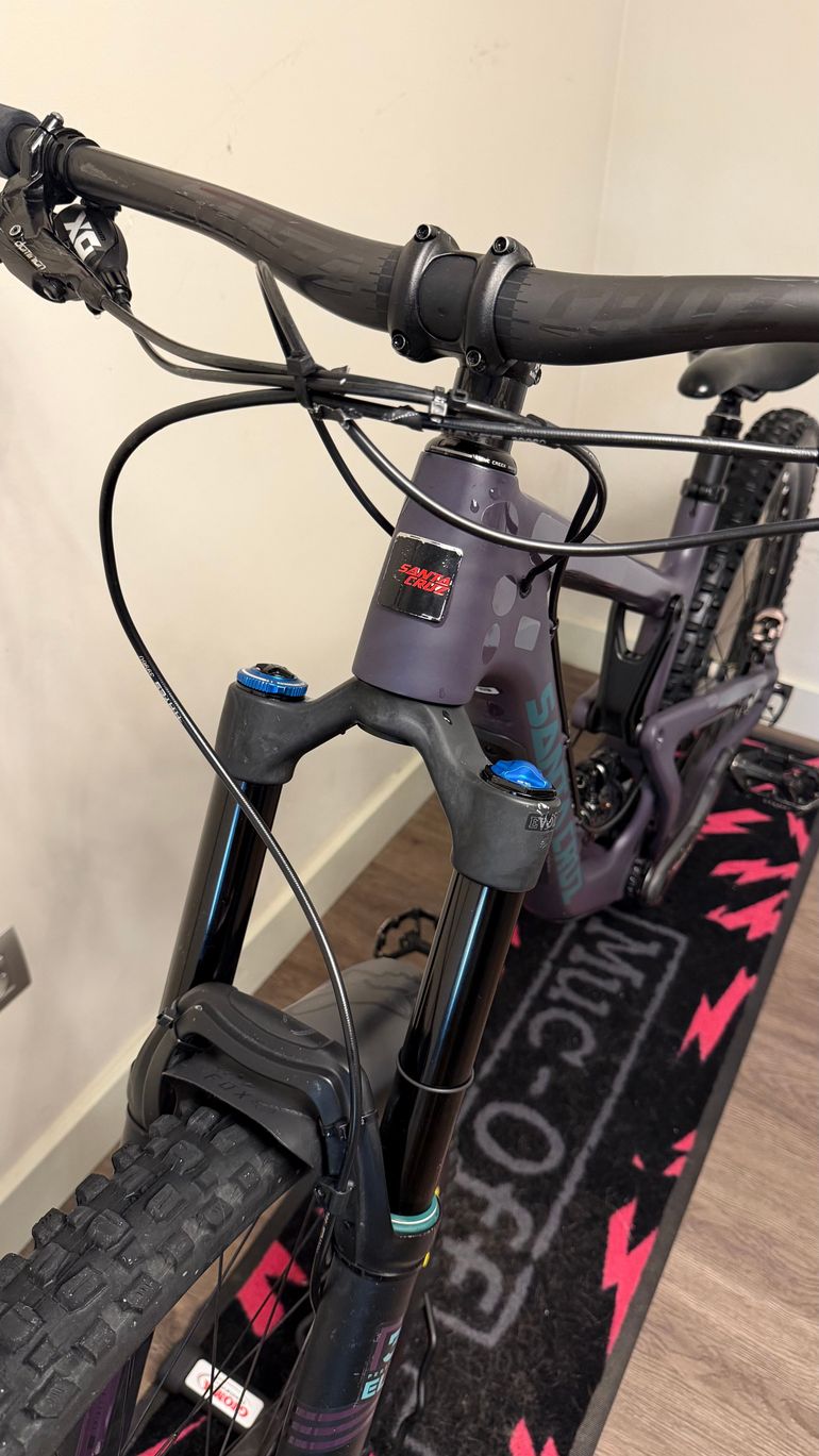 Used Santa Cruz Nomad X01 / Carbon CC / 27.5 2020 2020 Mountainbike, Purple, 27.5 — image 11 of 15
