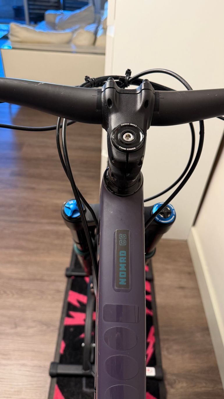 Used Santa Cruz Nomad X01 / Carbon CC / 27.5 2020 2020 Mountainbike, Purple, 27.5 — image 9 of 15