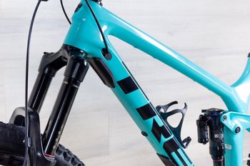 Used Trek Remedy 9.8 2021 Mountainbike, Blue — image 31 of 33