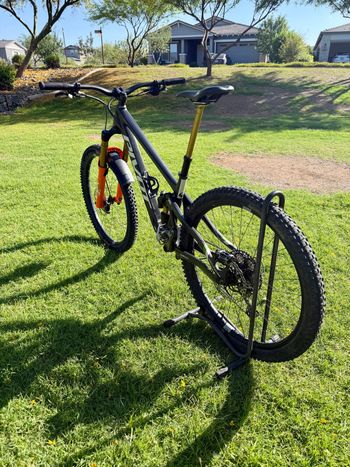 Used Pivot SWITCHBLADE Pro XT/XTR 2025 2025 Mountainbike, Black, 29 — image 2 of 3