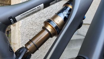 Used Specialized Stumpjumper EVO Alloy LTD 2024 2024 Mountainbike, Light Gray, 29 — image 4 of 12