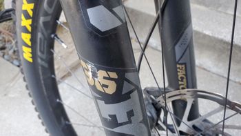 Used Specialized Stumpjumper EVO Alloy LTD 2024 2024 Mountainbike, Light Gray, 29 — image 10 of 12