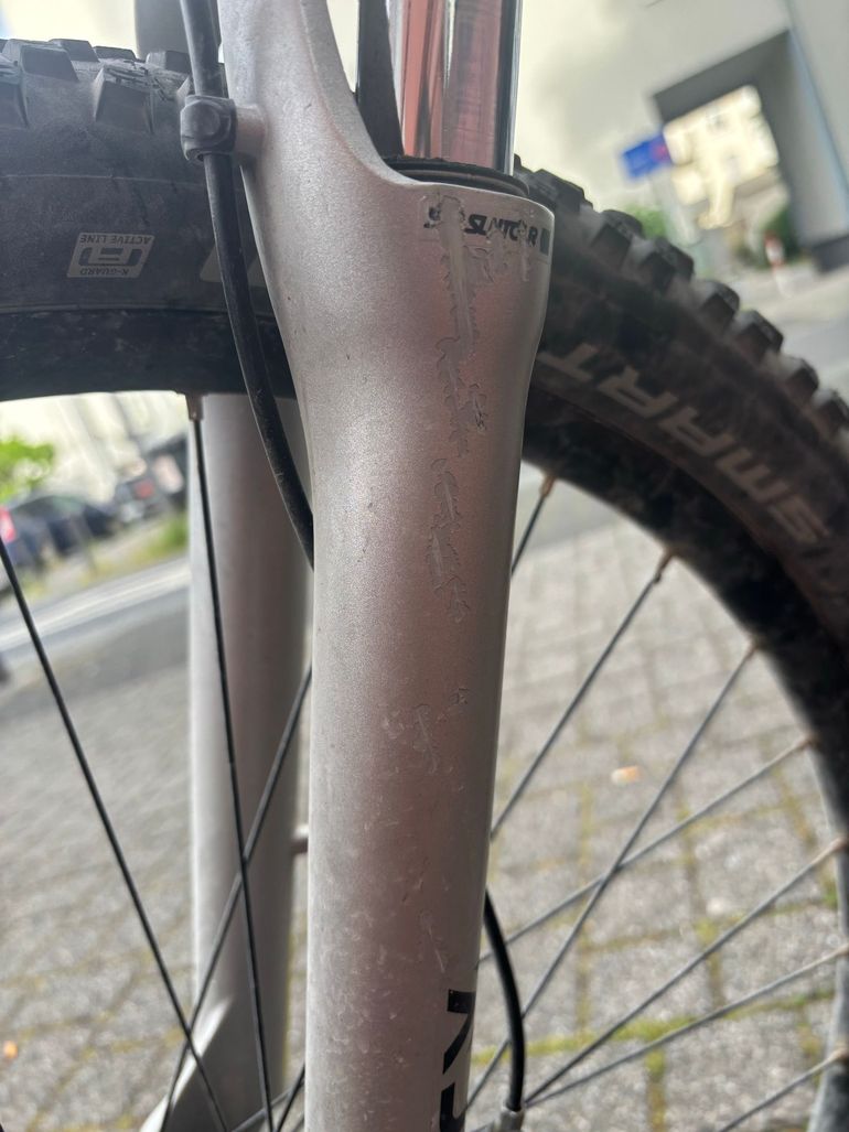 Used CUBE REACTION HYBRID, ONE 800 2025 2025 Mountainbike, Light Gray, 27.5, 29 — image 7 of 10