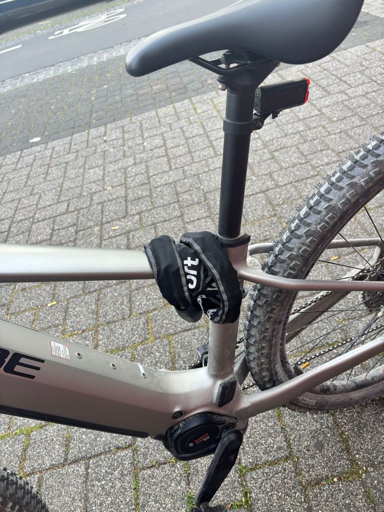 Used CUBE REACTION HYBRID, ONE 800 2025 2025 Mountainbike, Light Gray, 27.5, 29 — image 2 of 10