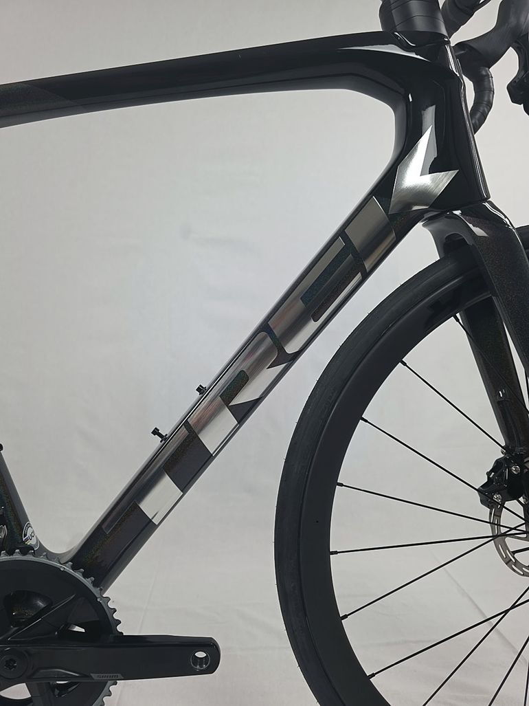 Used Trek Trek Emonda SL 6 SRAM Rival ETap AXS 2023 Road & Gravel, Black — image 5 of 12