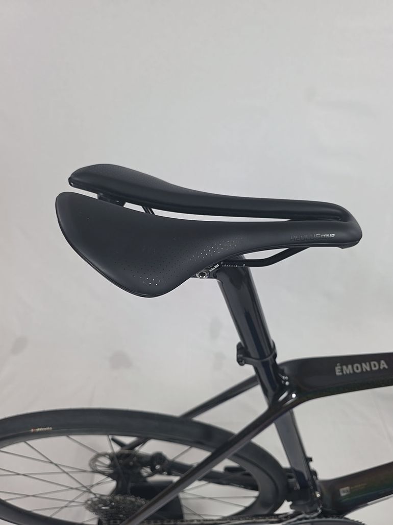 Used Trek Trek Emonda SL 6 SRAM Rival ETap AXS 2023 Road & Gravel, Black — image 8 of 12