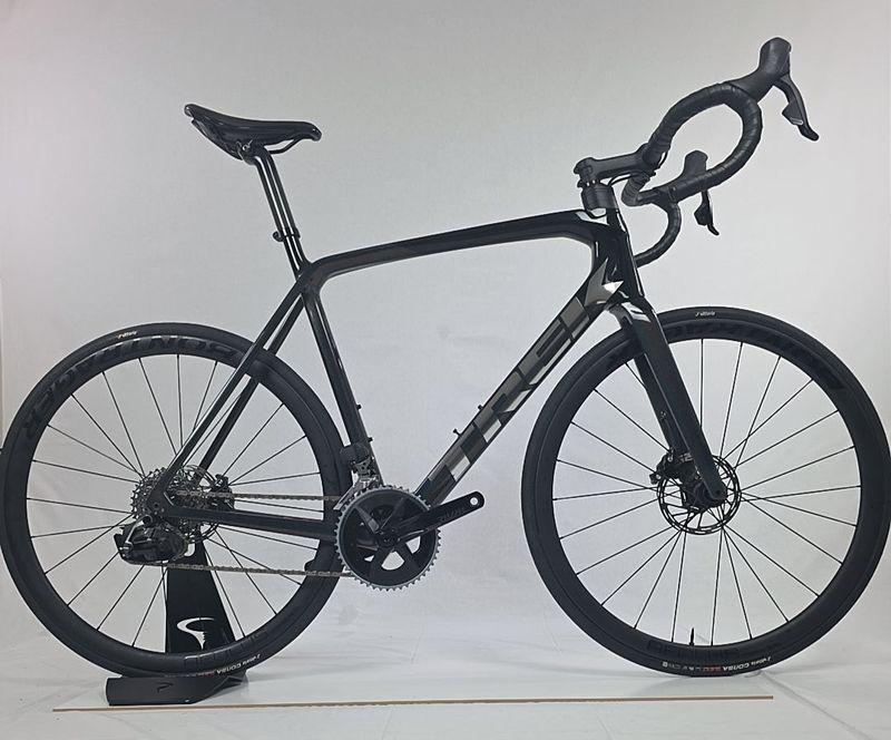 Used Trek Emonda SL 6 SRAM Rival ETap AXS 2023 Road & Gravel