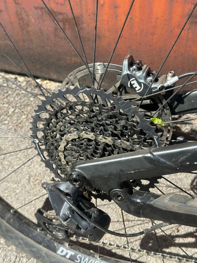 Used Canyon Spectral 27 AL 6 2023 2023 Mountainbike, Light Gray, 27.5 — image 10 of 20