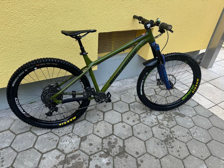 Used Nukeproof Nukeproof Custom SRAM Apex 2022 Mountainbike, Green — image 1 of 10