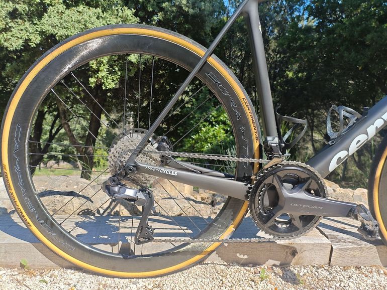 Used Cervélo R5 Ultegra Di2 2022 2022 Road & Gravel, Black — image 3 of 5