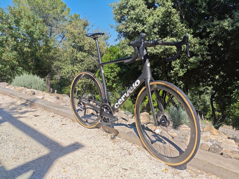 Used Cervélo R5 Ultegra Di2 2022 2022 Road & Gravel, Black — image 2 of 5