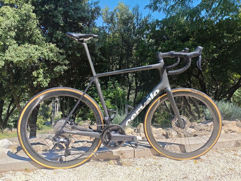 Used Cervélo R5 Ultegra Di2 2022 2022 Road & Gravel, Black — image 1 of 5
