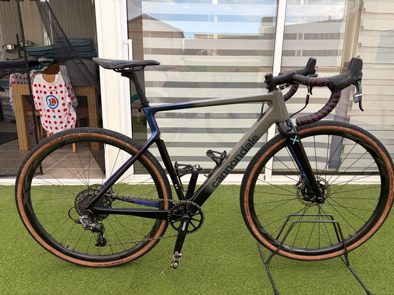 Used Cannondale SuperSix EVO CX 2021 2021 Road & Gravel, Gris claro — image 1 of 12