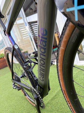 Used Cannondale SuperSix EVO CX 2021 2021 Road & Gravel, Gris claro — image 7 of 12