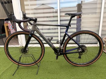 Used Cannondale SuperSix EVO CX 2021 2021 Road & Gravel, Gris claro — image 2 of 12