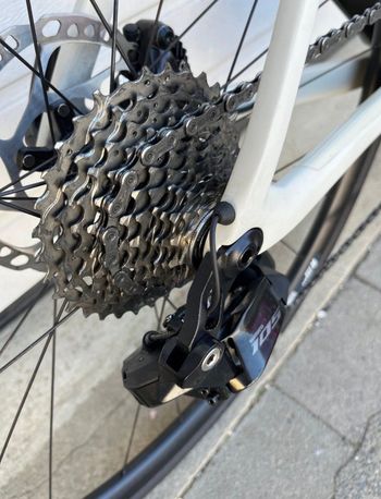 Used Rose Reveal Shimano 105 Di2 2024 Road & Gravel, White — image 2 of 7