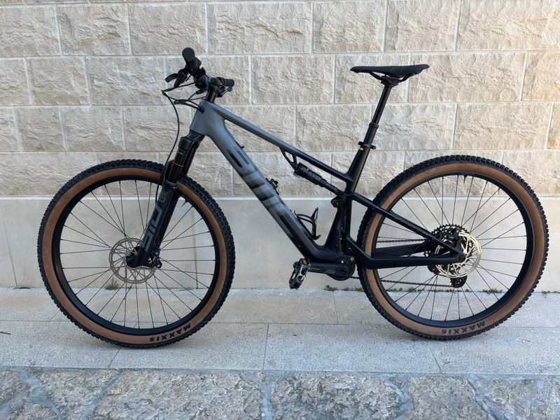 Used BMC Fourstroke AMP LT THREE 2024 2024 Mountainbike, Light Gray, 29 — image 4 of 5