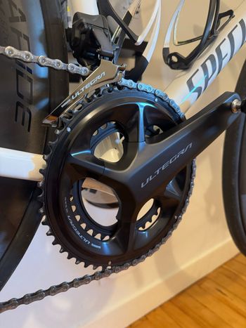 Used Specialized Tarmac SL8 Expert - Shimano Ultegra Di2 2025 2025 Road & Gravel, White — image 2 of 7