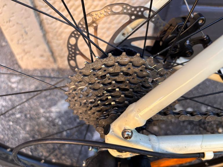 Used Trek Checkpoint AL 3 2020 2020 Road & Gravel — image 4 of 9