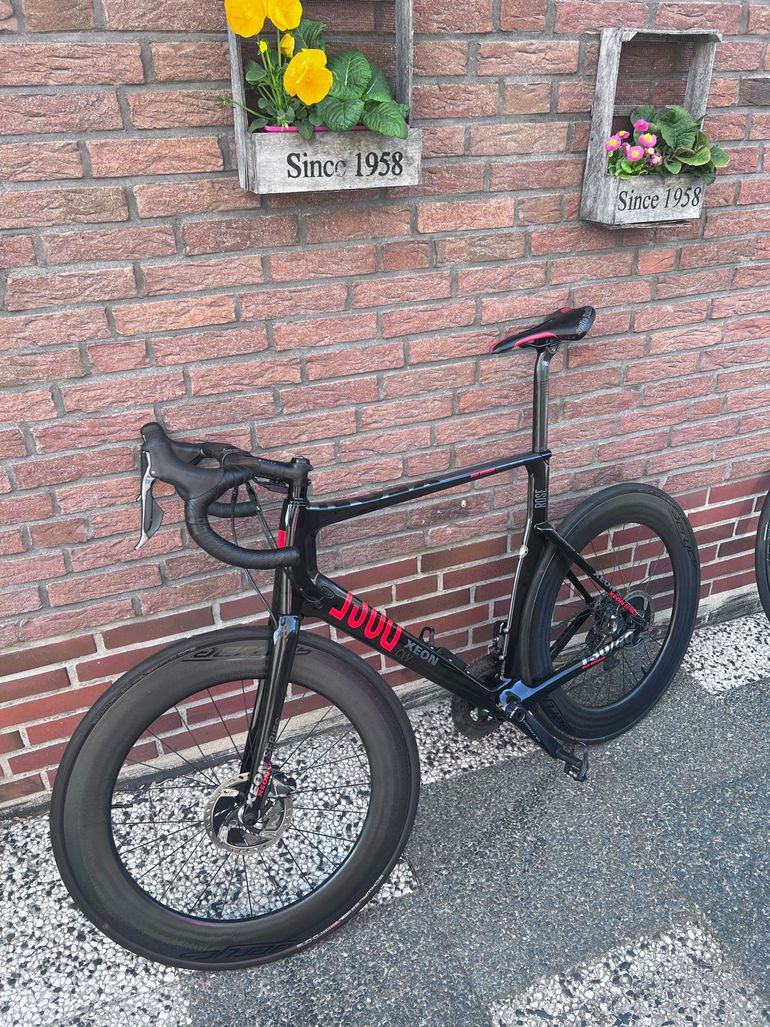 Used Rose XEON CW DISC Ultegra Di2 2019 2019 Road & Gravel, Black — image 1 of 5