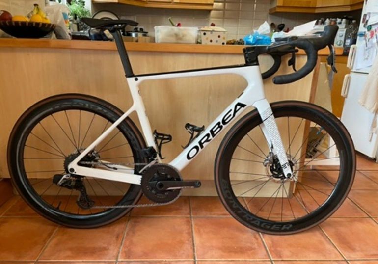 Used Orbea ORCA M11eLTD PWR 2023 2023 Road & Gravel, White — image 1 of 3