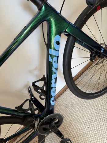 Used Cervélo Caledonia Rival AXS 2024 2024 Road & Gravel, Green — image 2 of 11