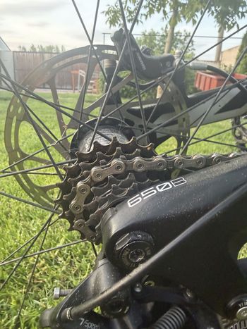 Used YT Industries YT Tues CF Downhill 2016 2016 Mountainbike, Black — image 17 of 23