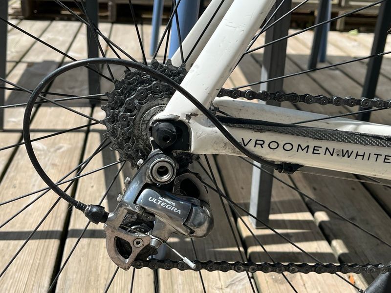 Used Cervélo Custom Shimano Ultegra 2016 Road & Gravel, White — image 4 of 5