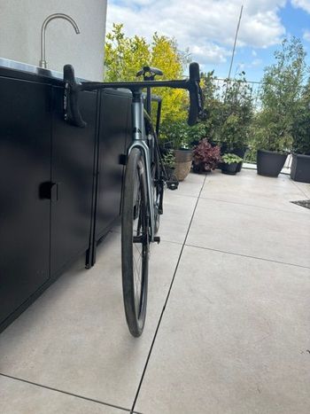 Used Canyon Ultimate CF SL 7 Di2 Aero 2025 2025 Road & Gravel, Black — image 6 of 6