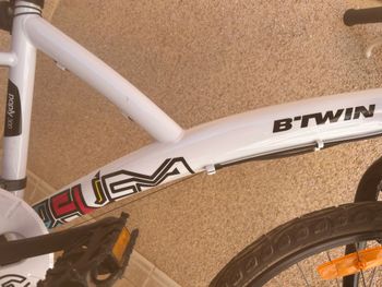 Used DECATHLON DECATHLON Custom Youth, White — image 5 of 12