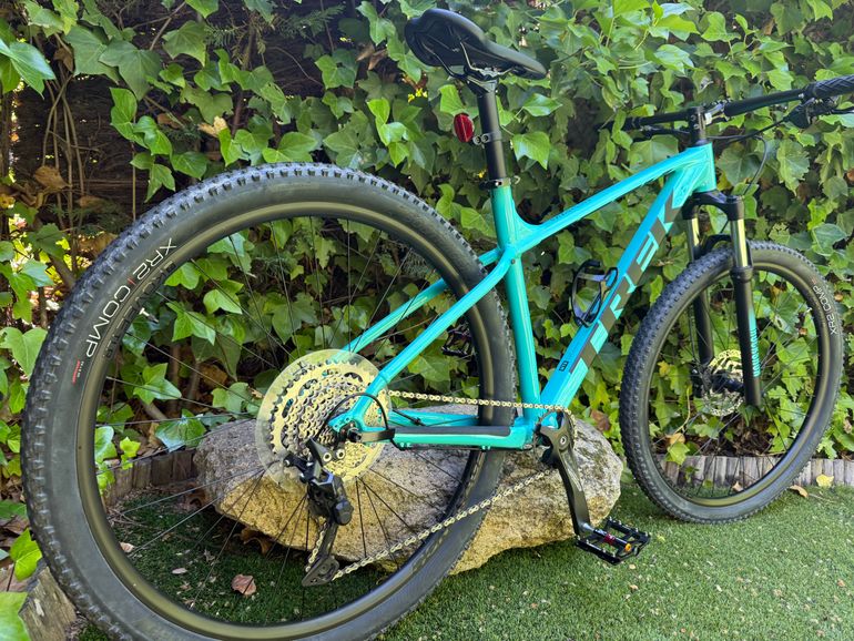 Used Trek Trek Marlin 7 29 2024 2024 Mountainbike, Blue — image 3 of 8