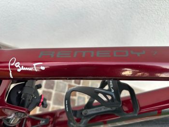 Used Trek Remedy 7 2022 2022 Mountainbike, Red, 27.5 — image 11 of 20