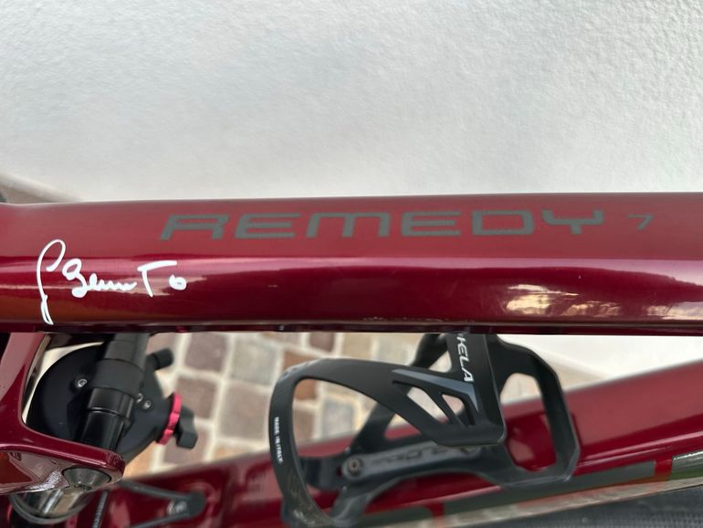 Used Trek Remedy 7 2022 2022 Mountainbike, Red, 27.5 — image 11 of 20