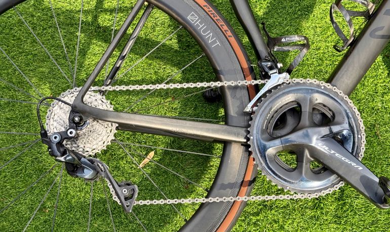 Used Canyon Ultimate CF SL 8 2022 2022 Road & Gravel — image 4 of 6