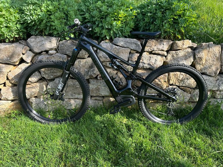 Used Specialized Turbo Levo 3 Comp Carbon 2023 2023 Mountainbike — image 2 of 16