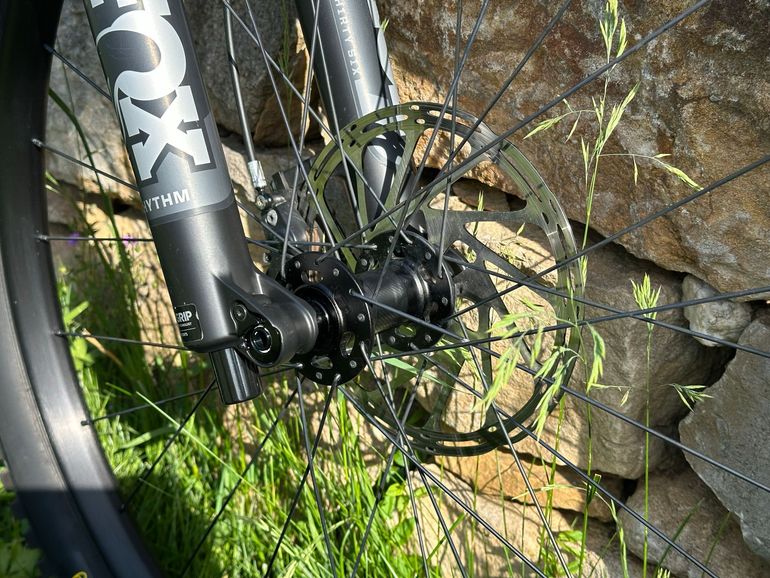 Used Specialized Turbo Levo 3 Comp Carbon 2023 2023 Mountainbike — image 9 of 16