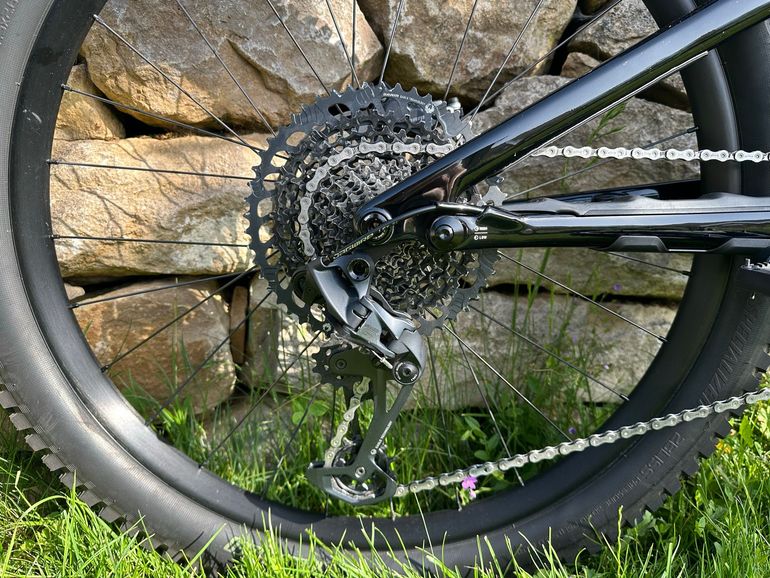 Used Specialized Turbo Levo 3 Comp Carbon 2023 2023 Mountainbike — image 3 of 16
