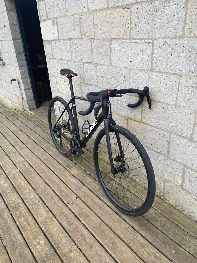 Used CUBE CROSS RACE C:62, PRO 2025 2025 Road & Gravel, Black — image 2 of 6