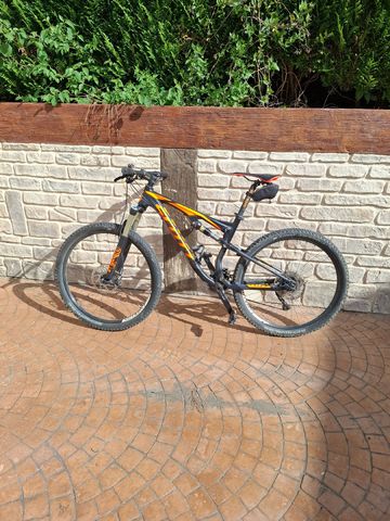 Used Scott Genius 740 2017 2017 Mountainbike, Orange, 27.5 — image 2 of 4