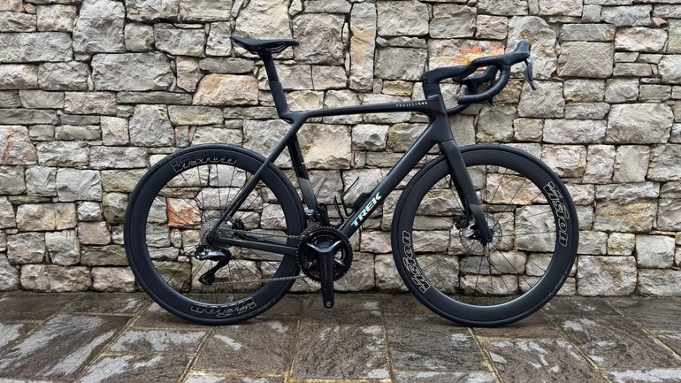 Used Trek Madone SL 7 Gen 8 2025 2025 Road & Gravel, Black — image 2 of 8